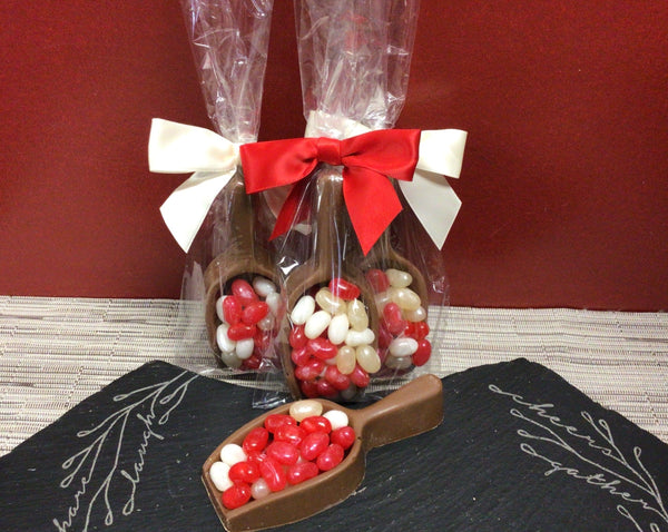 Milk Chocolate Scoop with Valentine's Day Jelly Belly Jellybeans